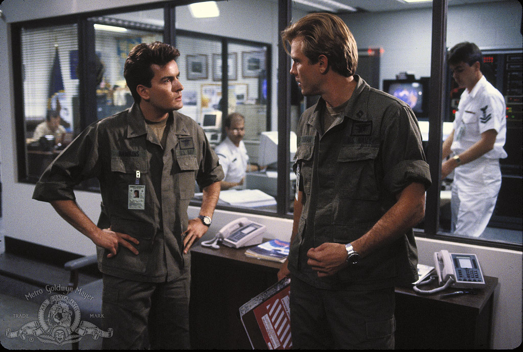 Still of Charlie Sheen and Michael Biehn in Navy Seals (1990)