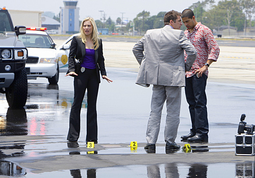 Still of Emily Procter, Adam Rodriguez and Jonathan Togo in CSI Majamis (2002)