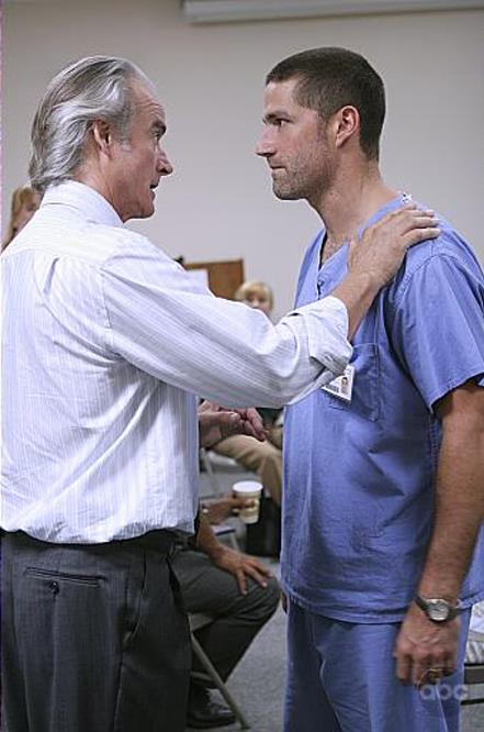 Still of Matthew Fox and John Terry in Dinge (2004)