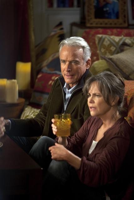 Still of Sally Field and John Terry in Brothers & Sisters (2006)