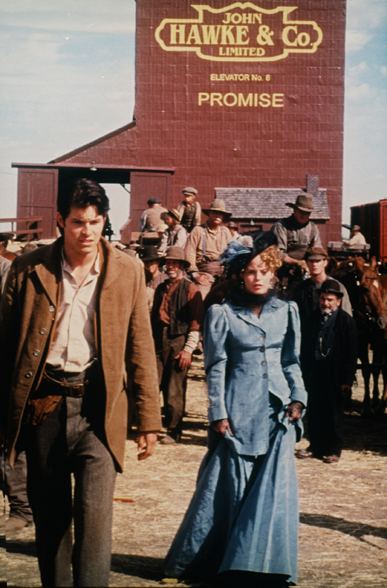 Still of Seann Gallagher, Chandra West and Henry Woolf in Revenge of the Land
