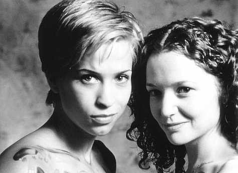 Christina Cox and Karyn Dwyer in Better Than Chocolate (1999)