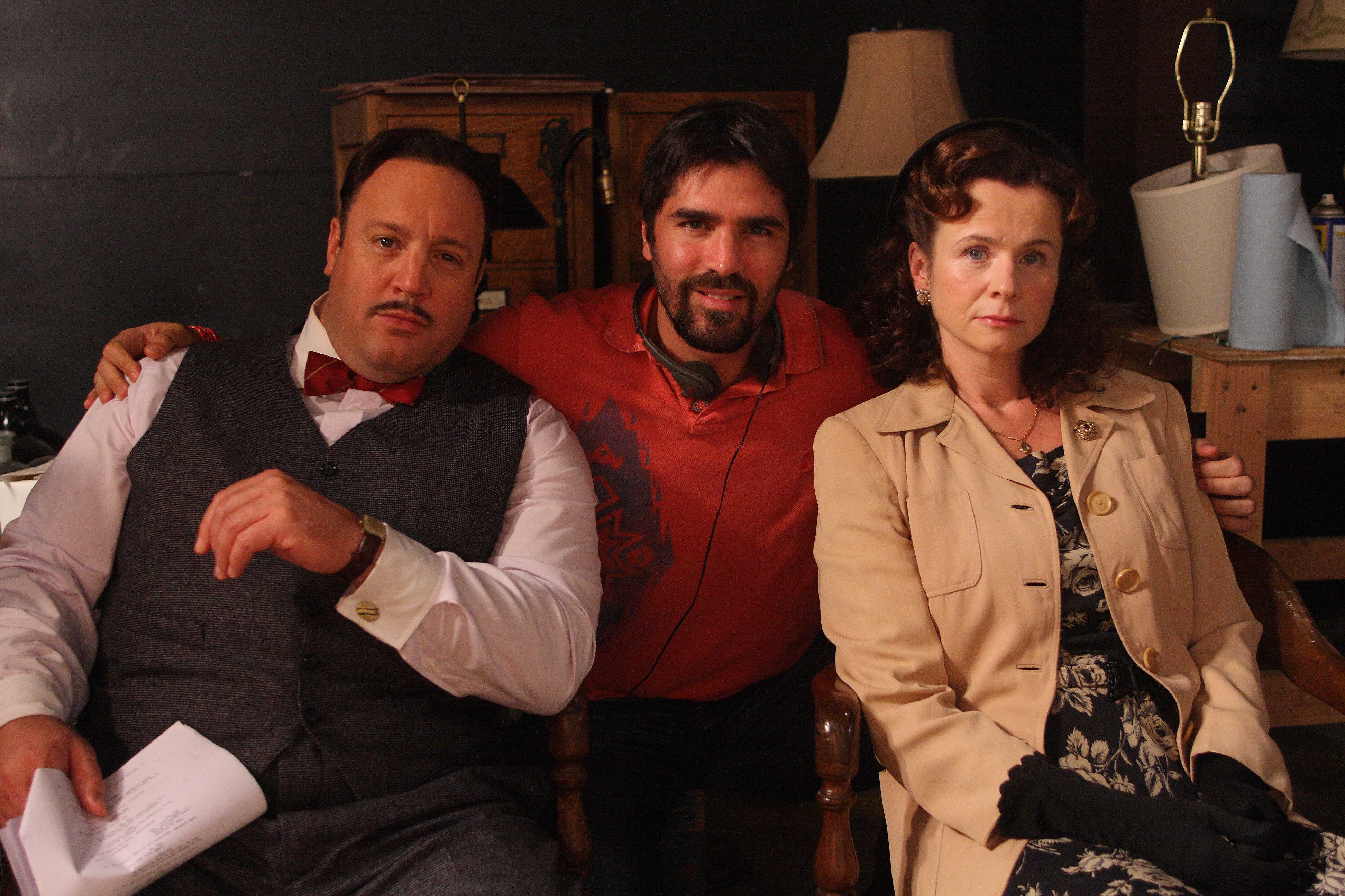 KEVIN JAMES, EDUARDO VERASTEGUI AND EMILY WATSON.