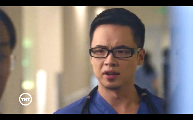 Phong Le as resident Hyun Kim in the season finale of TNT's MONDAY MORNINGS.