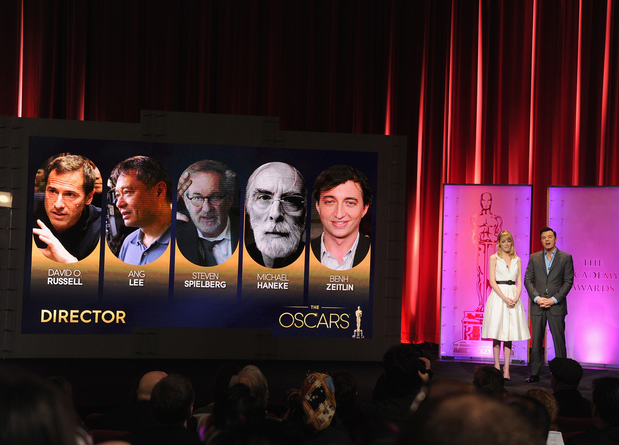 Seth MacFarlane and Emma Stone at event of The Oscars (2013)