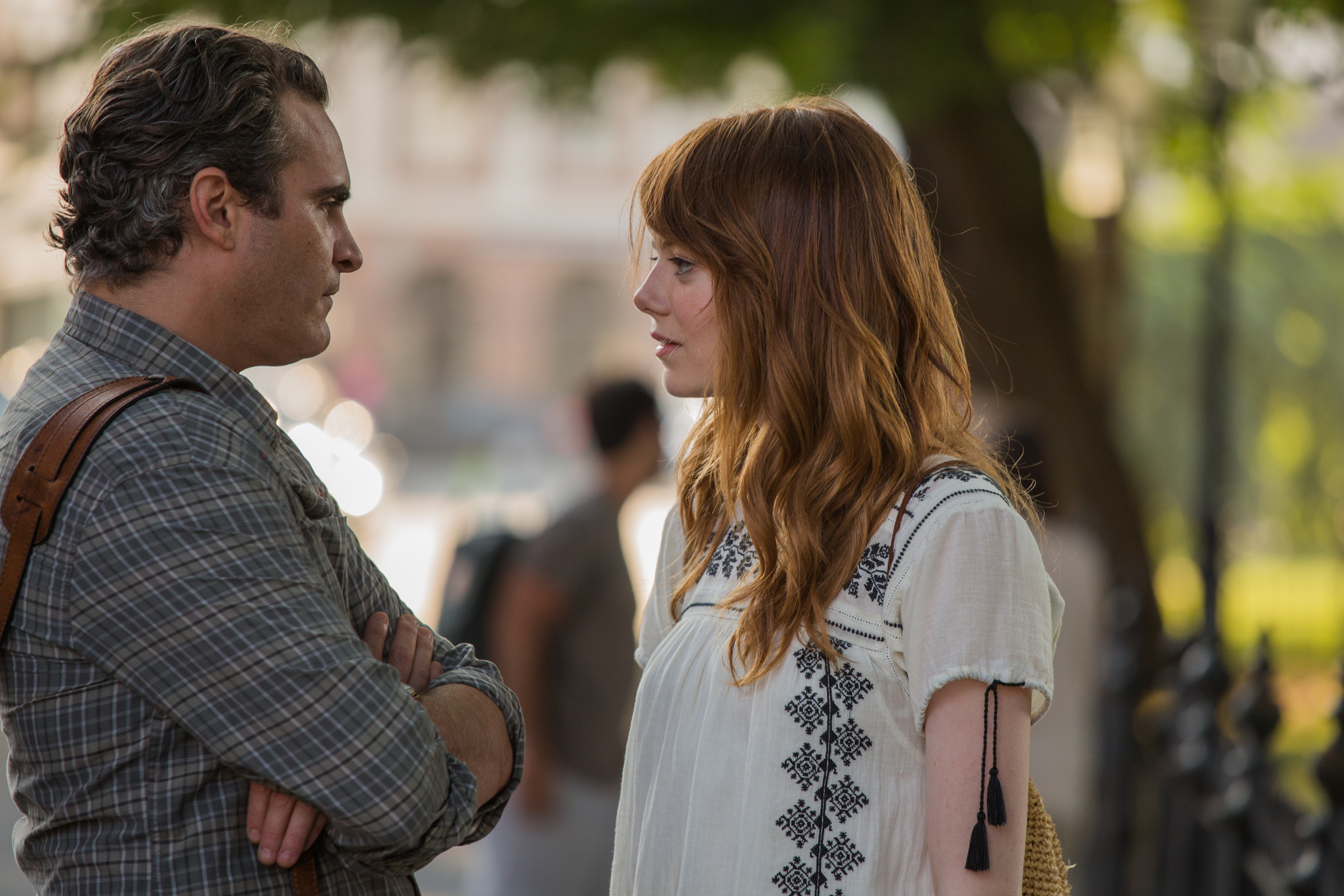 Still of Joaquin Phoenix and Emma Stone in Neracionalus zmogus (2015)