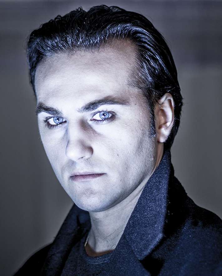 Alessandro De Marco as vampire