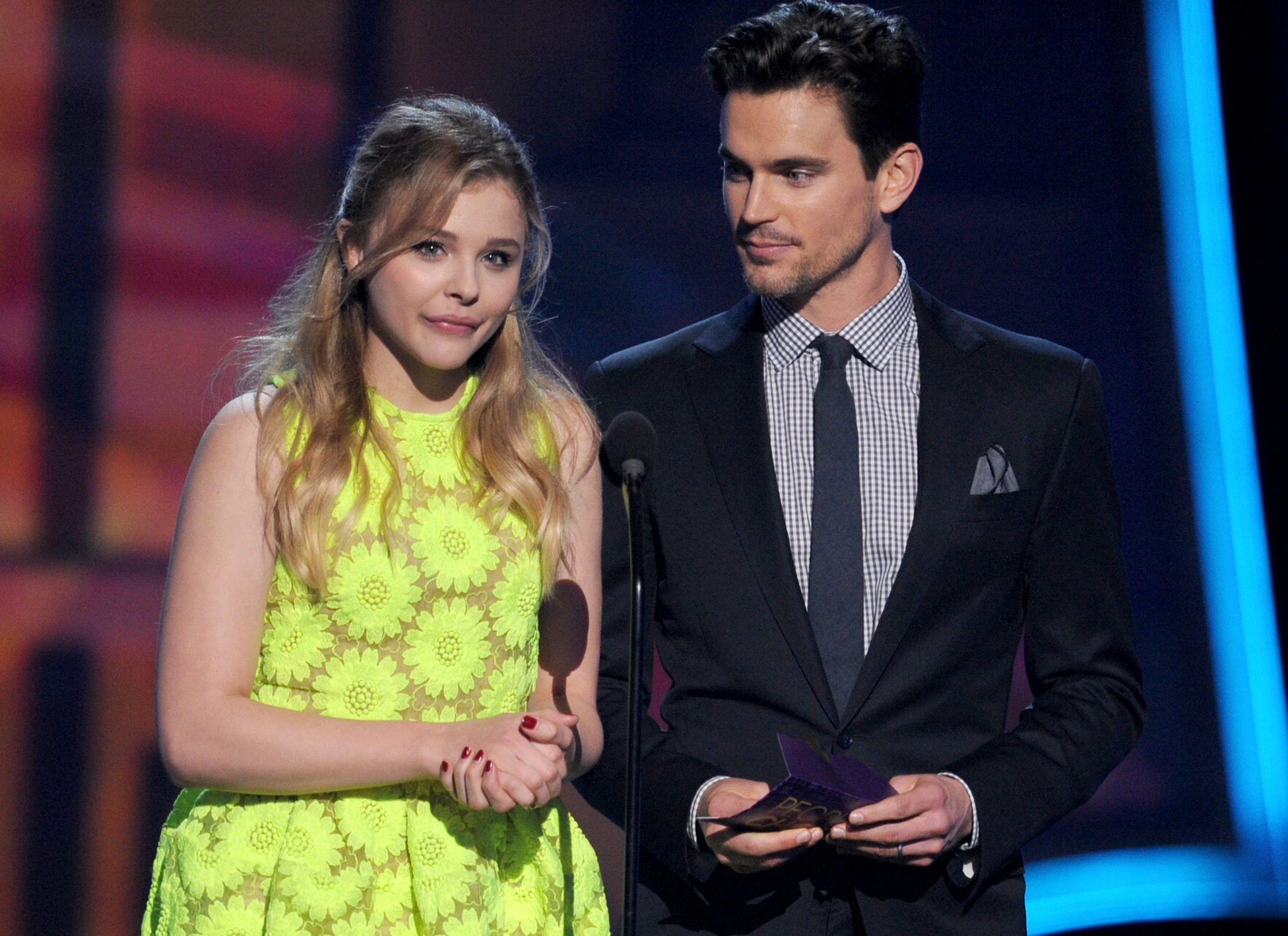 Matt Bomer and Chloë Grace Moretz at event of The 39th Annual People's Choice Awards (2013)