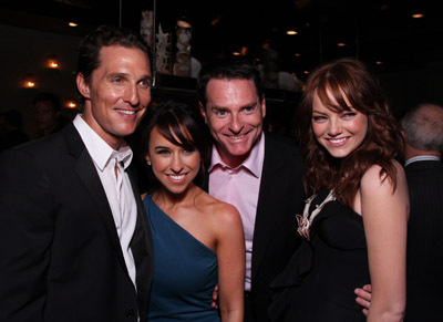 Matthew McConaughey, Lacey Chabert, Mark Waters and Emma Stone at event of Ghosts of Girlfriends Past (2009)