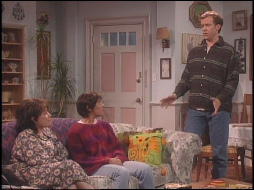 Still of Michael O'Keefe, Roseanne Barr and Laurie Metcalf in Roseanne (1988)