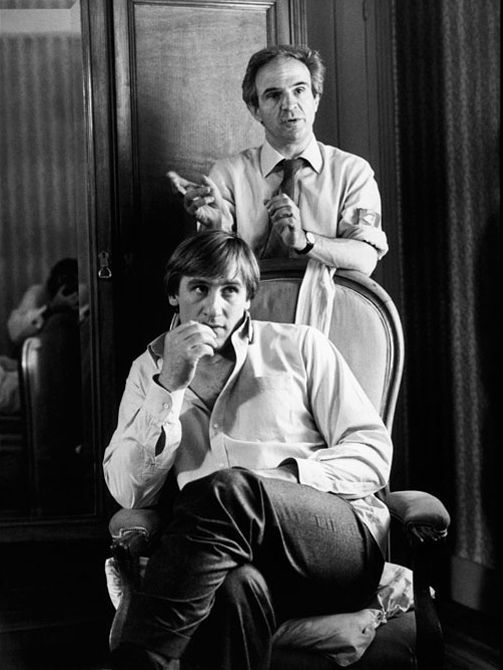 Still of François Truffaut and Gérard Depardieu in La femme d'à côté (1981)