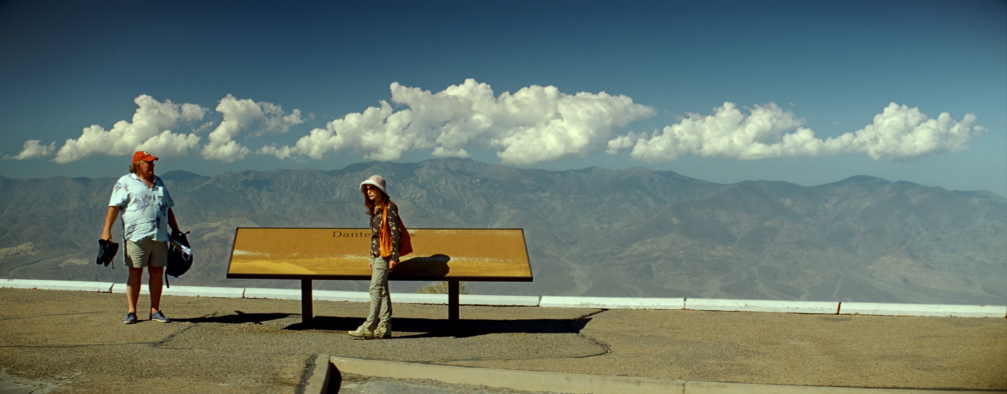 Still of Gérard Depardieu and Isabelle Huppert in Valley of Love (2015)