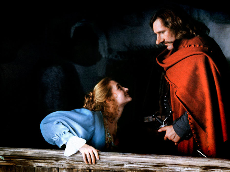 Still of Gérard Depardieu and Anne Brochet in Cyrano de Bergerac (1990)