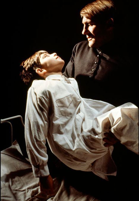 Still of Gérard Depardieu in Sous le soleil de Satan (1987)