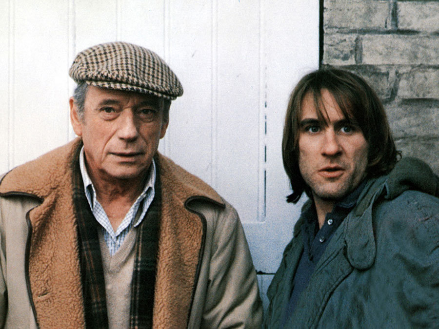 Still of Gérard Depardieu and Yves Montand in Le choix des armes (1981)