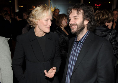 Glenn Close and Peter Jackson at event of King Kong (2005)