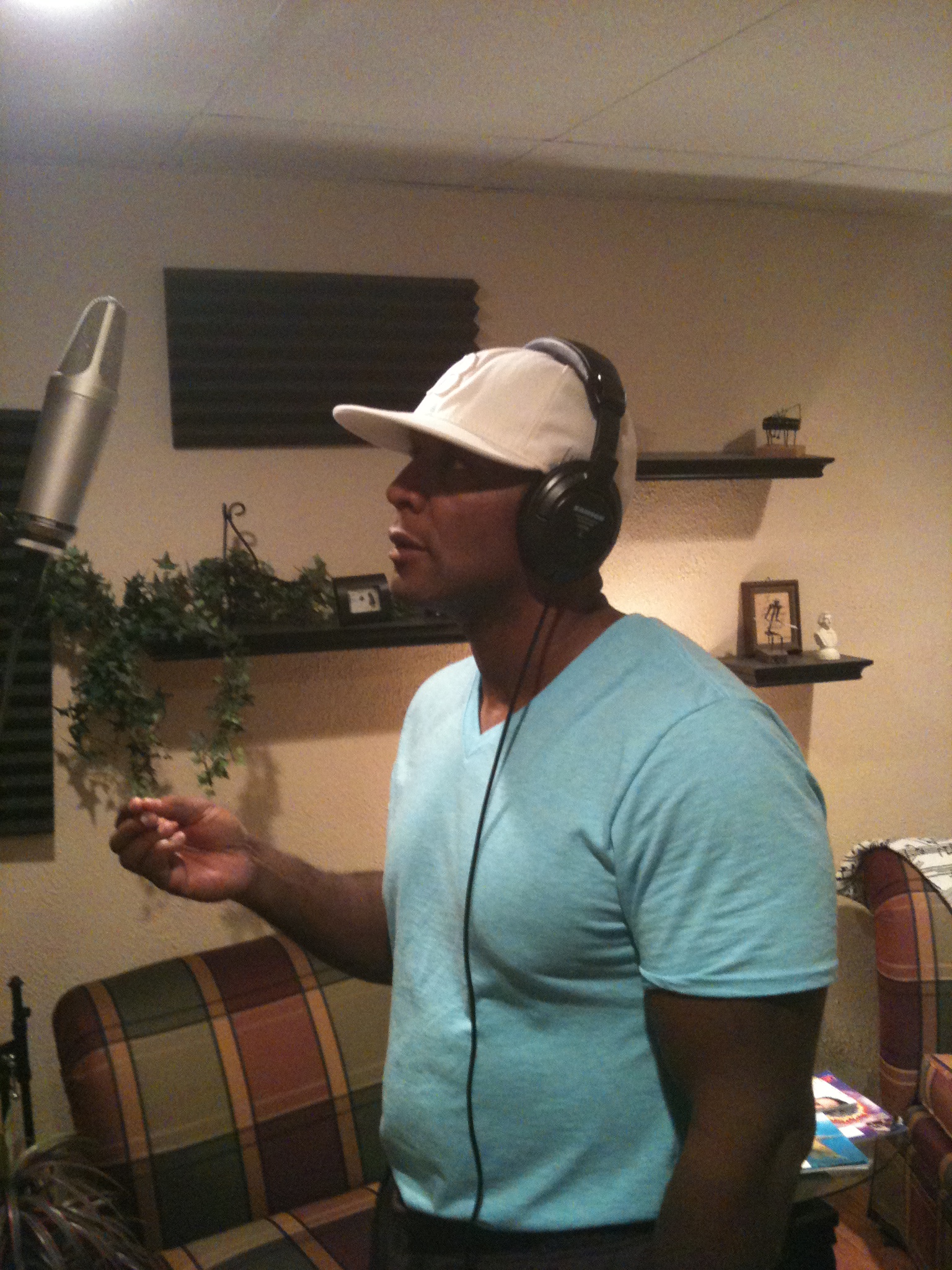 Darryl Booker - VO in the studio