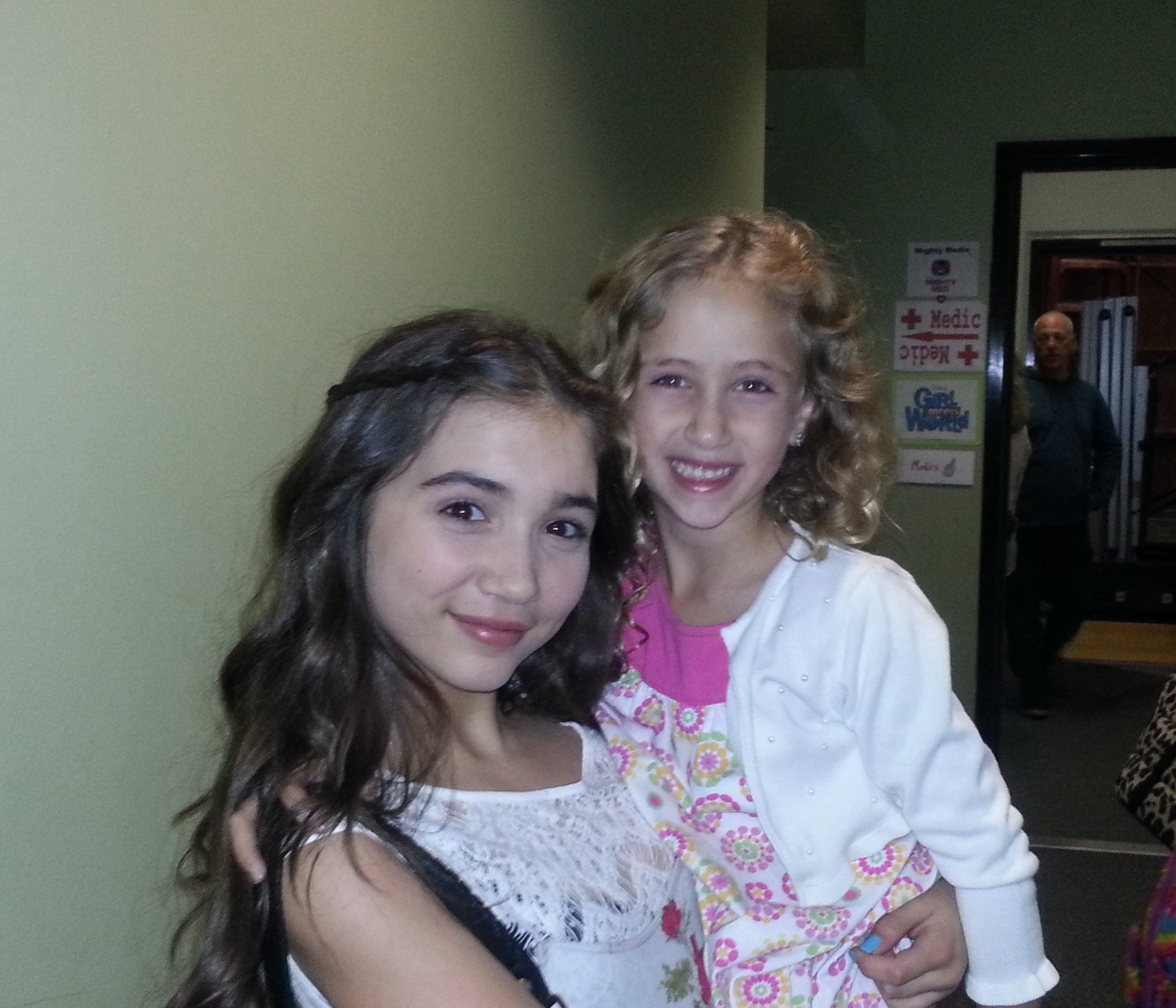 Ava and Rowan on the set of Girl Meets World!