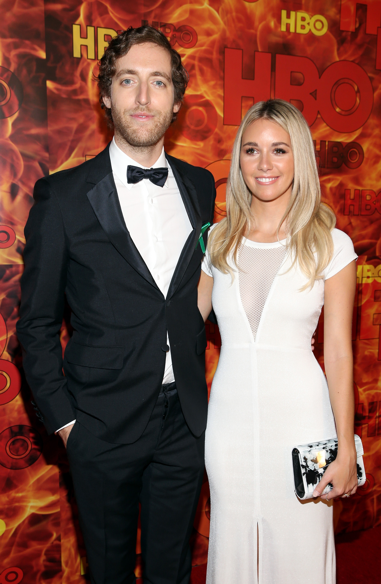 Thomas Middleditch and Mollie Gates at event of The 67th Primetime Emmy Awards (2015)
