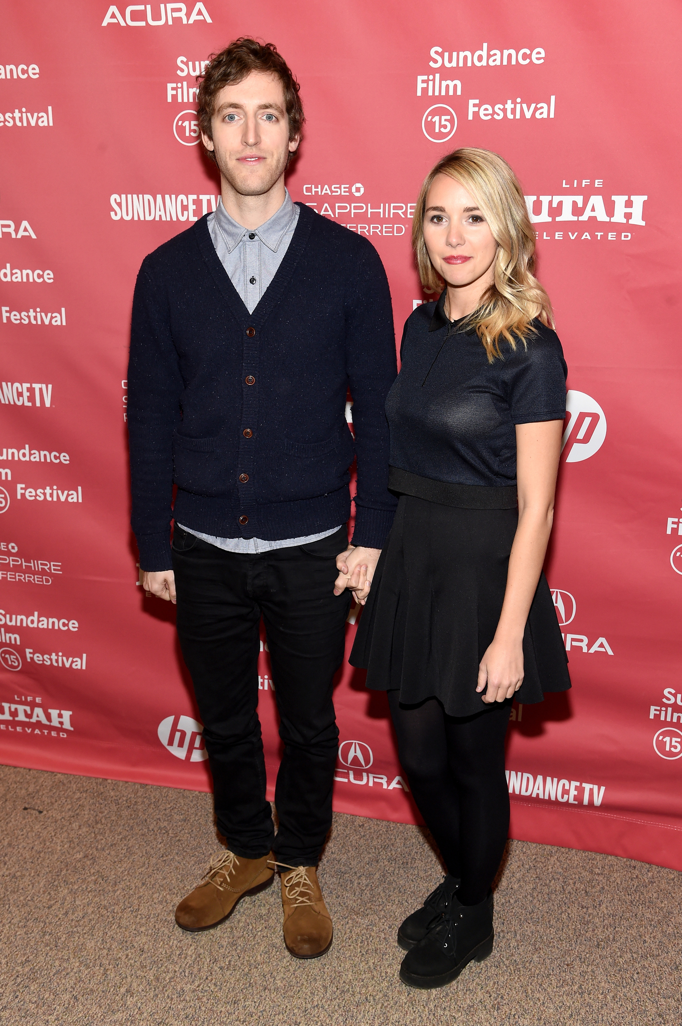 Thomas Middleditch and Mollie Gates at event of The Bronze (2015)