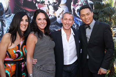 Jon M. Chu, Jennifer Gibgot and Adam Shankman at event of Sokis hip-hopo ritmu 3D (2010)