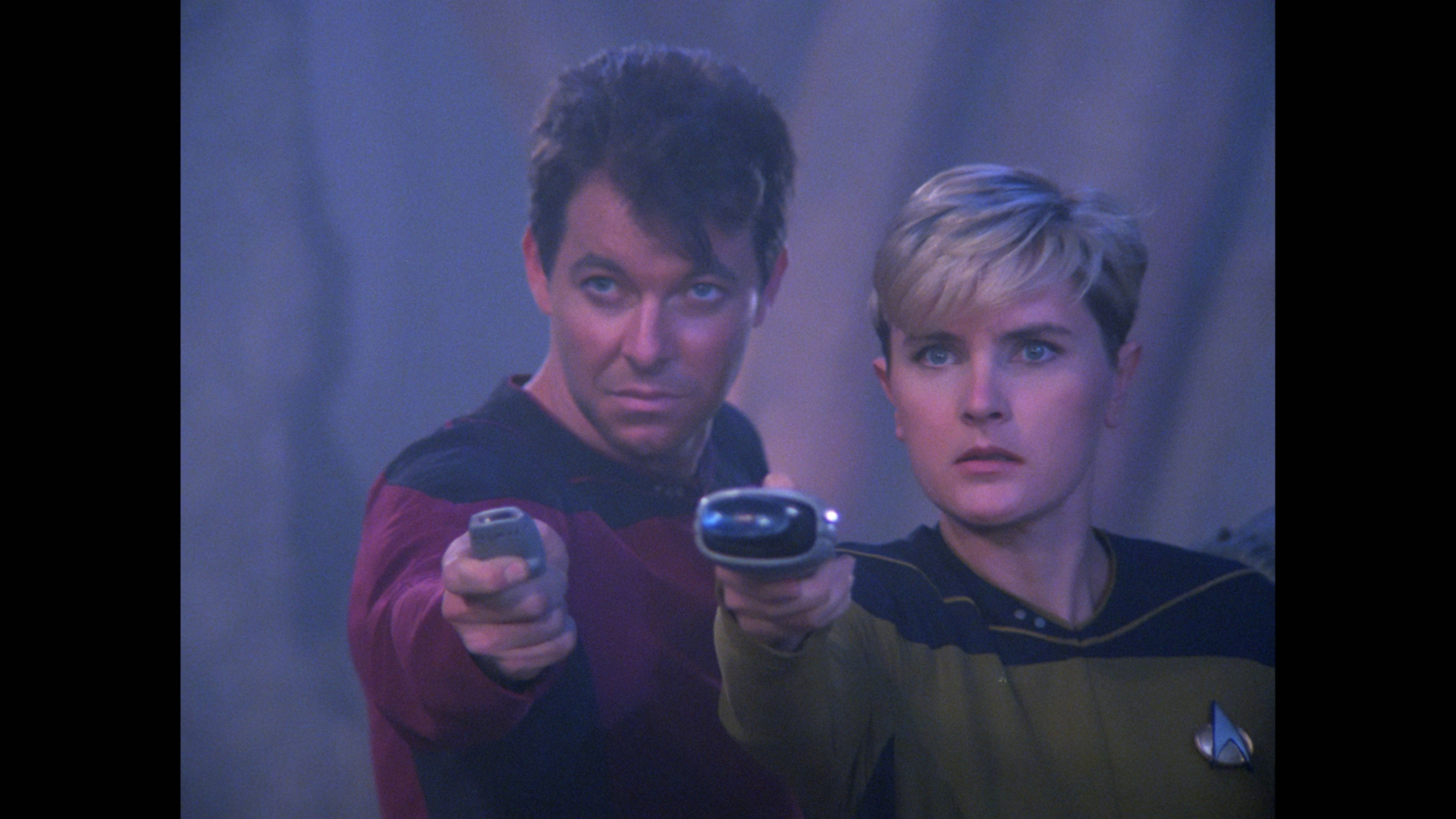 Still of Denise Crosby and Jonathan Frakes in Star Trek: The Next Generation (1987)