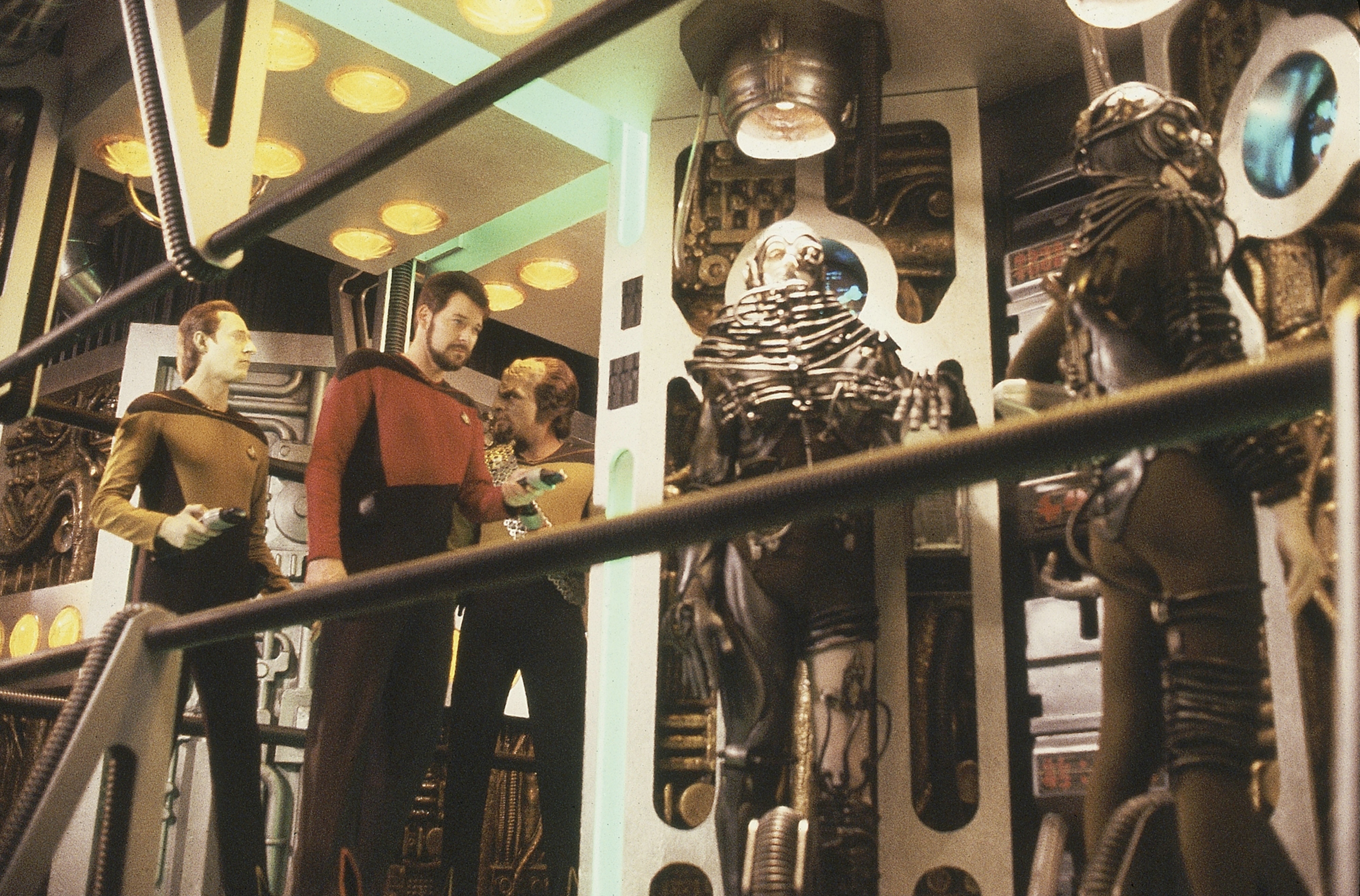 Still of Michael Dorn, Jonathan Frakes and Brent Spiner in Star Trek: The Next Generation (1987)