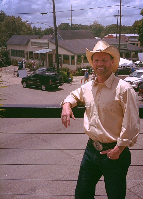 Jason Stanly on the set of 2 Guns