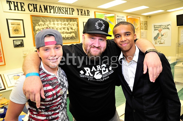 (L-R) Presley Aronson, Stephen Kramer Glickman and Donis Leonard Jr. attend Teen Impact Affiliates' 2nd Annual fall fundraiser supporting the Teen Impact Program at Children's Hospital Los Angeles at Los Angeles Sports Museum