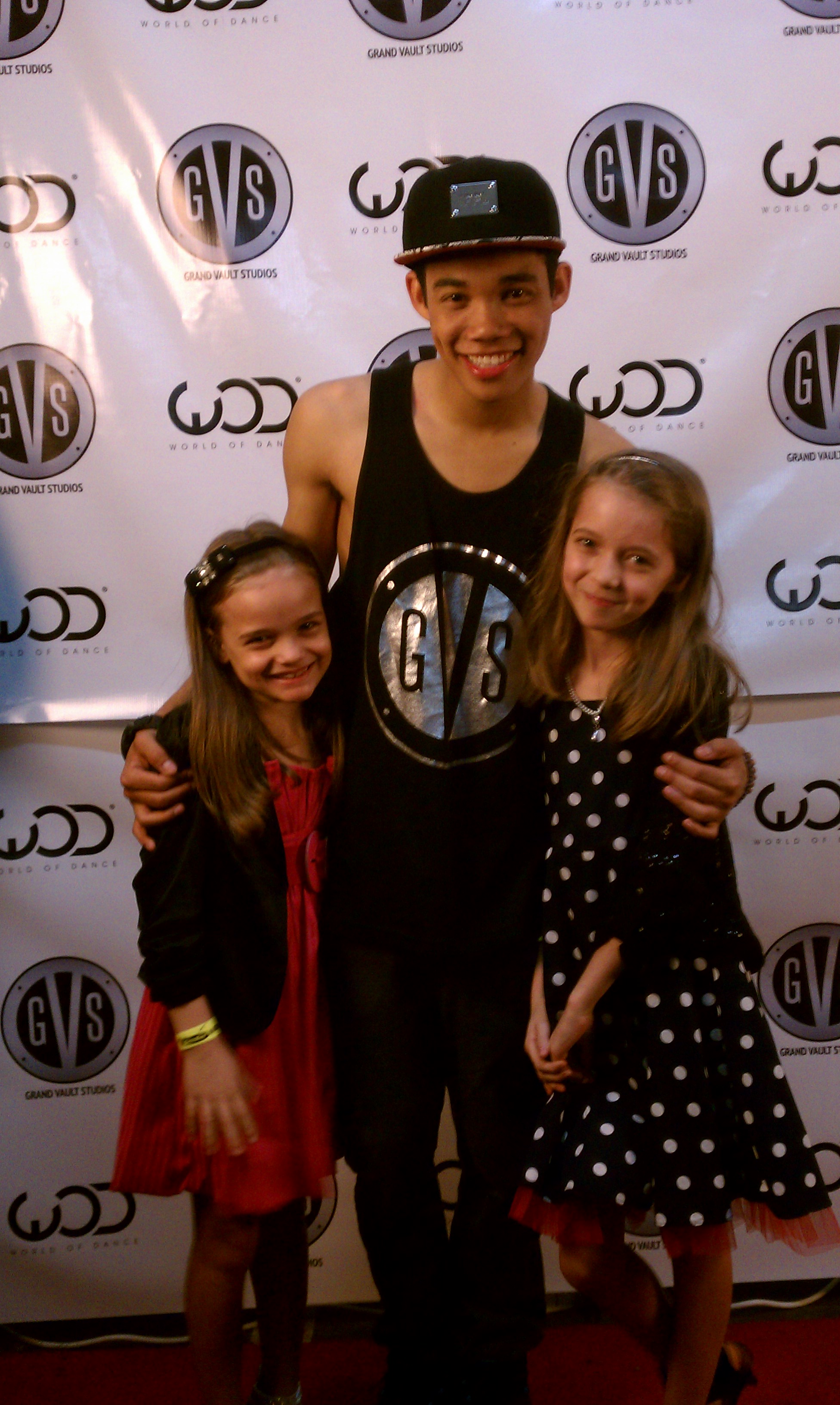 Hannah and sister mykayla with Roshon Fegan at the launch of his dance studio.