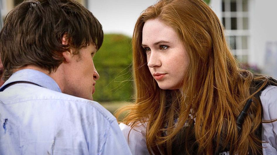 Still of Matt Smith and Karen Gillan in Doctor Who (2005)