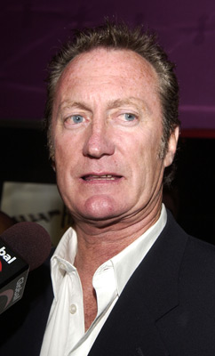 Bryan Brown at event of Dirty Deeds (2005)