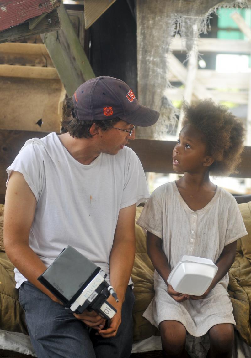 Still of Benh Zeitlin and Quvenzhané Wallis in Beasts of the Southern Wild (2012)