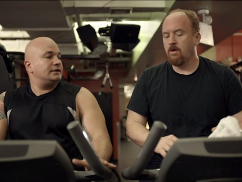 Still of Louis C.K. and Robert Kelly in Louie (2010)