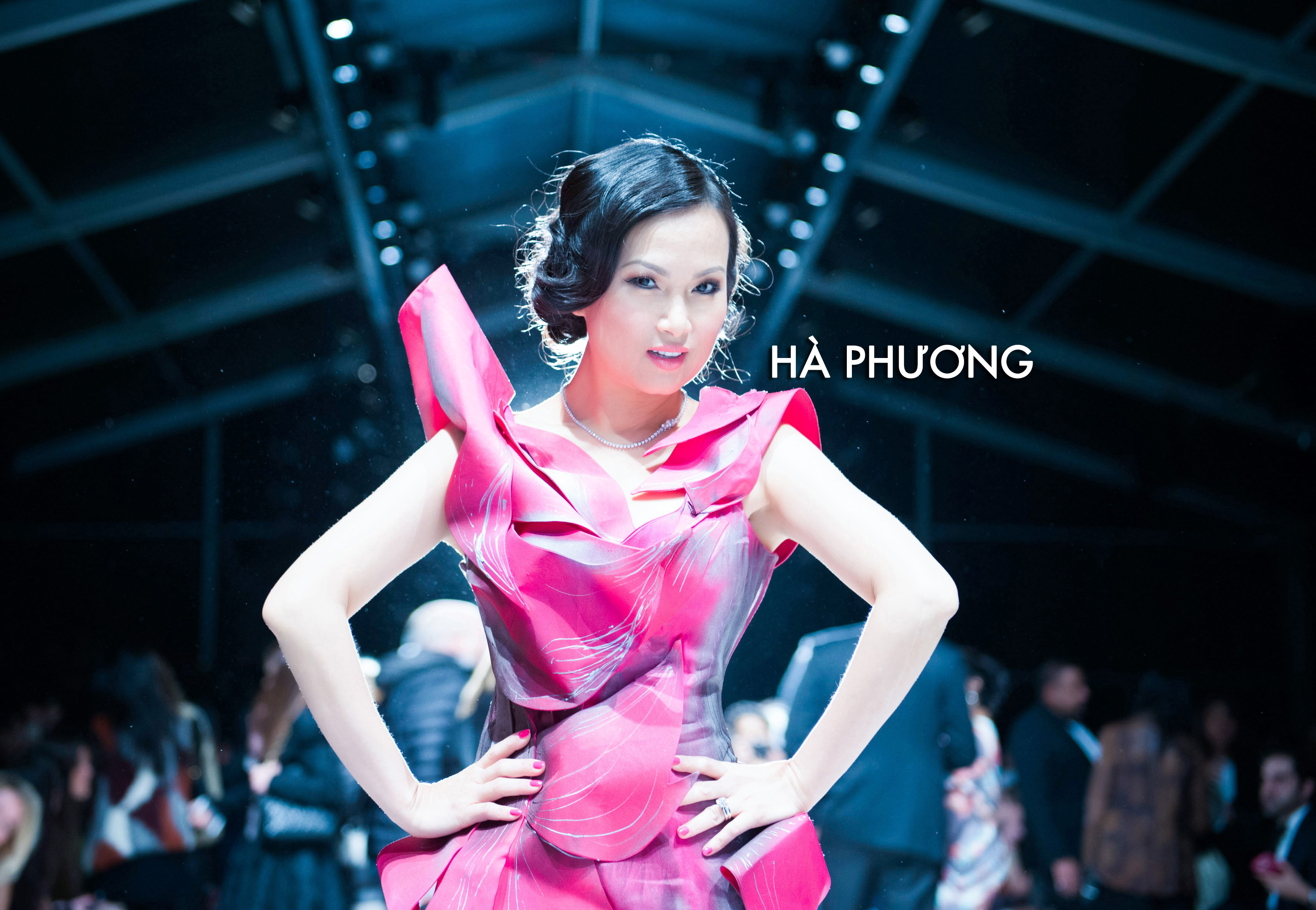 Ha Phuong at NY Fashion week 2015. www.haphuongworld.com www.haphuong.global haphuongfanpage
