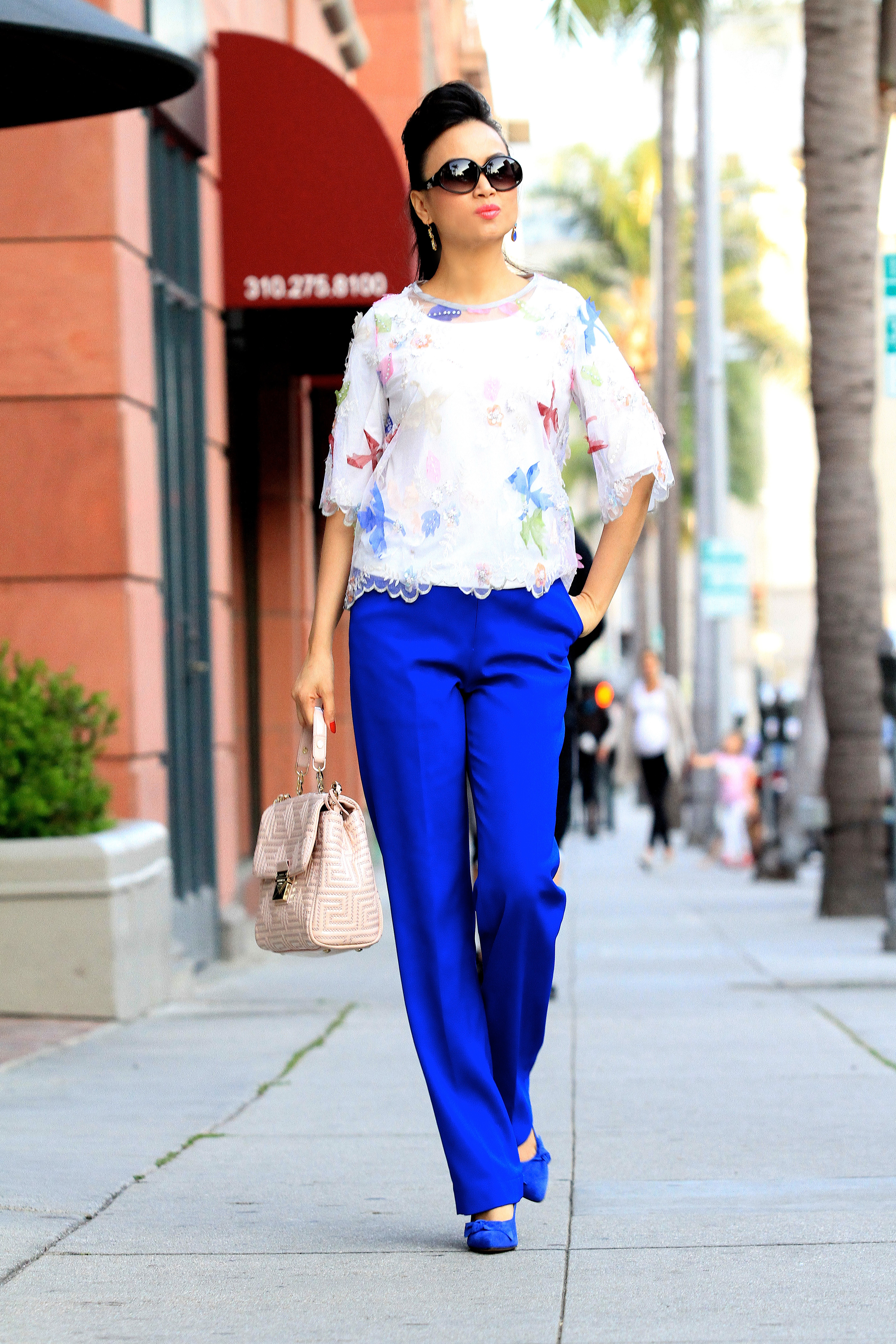 Picture - Ha Phuong Beverly Hills California United States, Tuesday 24th March 2015 http://www.contactmusic.com/pictures/7ae30cc9/ha-phuong-ha-phuong-walking-along-bedford-drive_4649381 www.haphuongworld.com www.haphuong.global