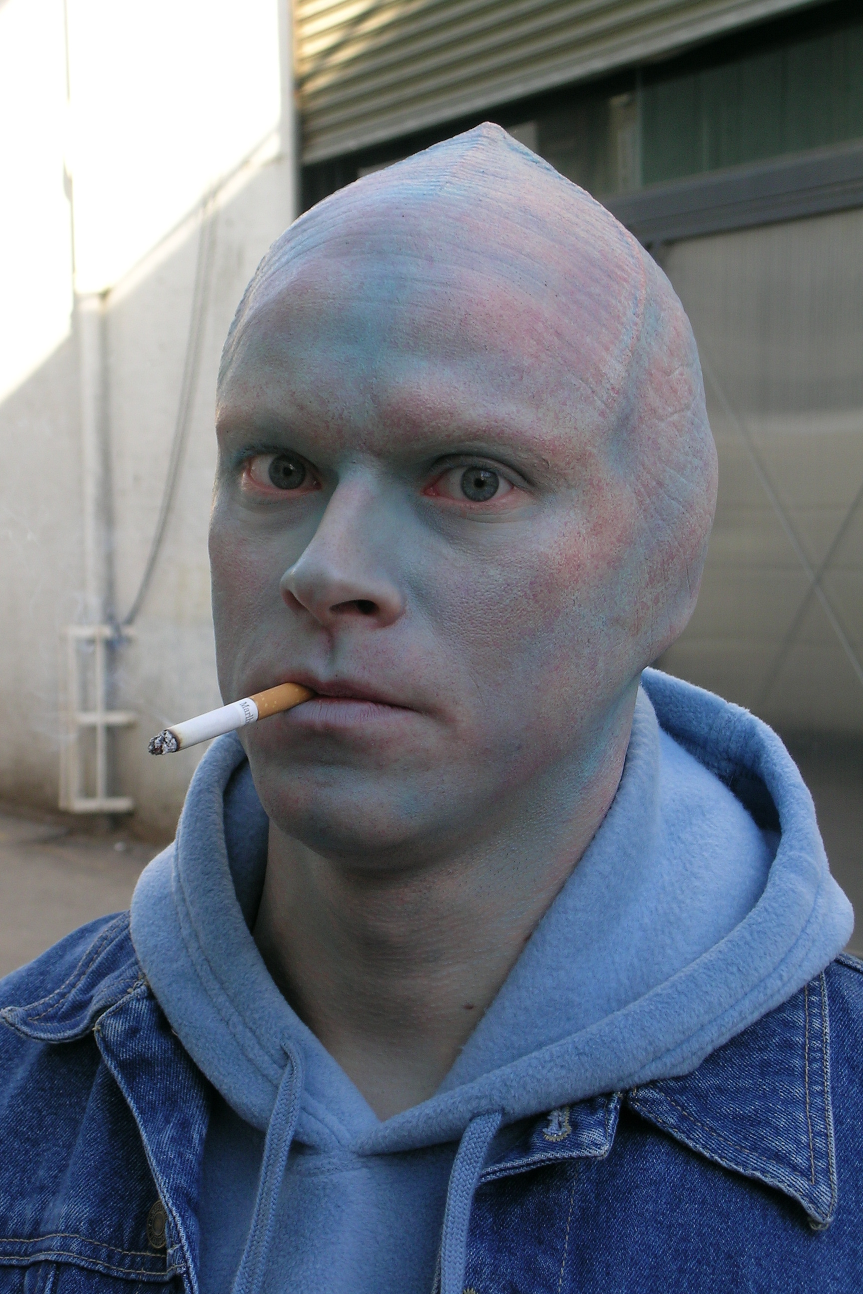 ROBERT WEBB as an Alien