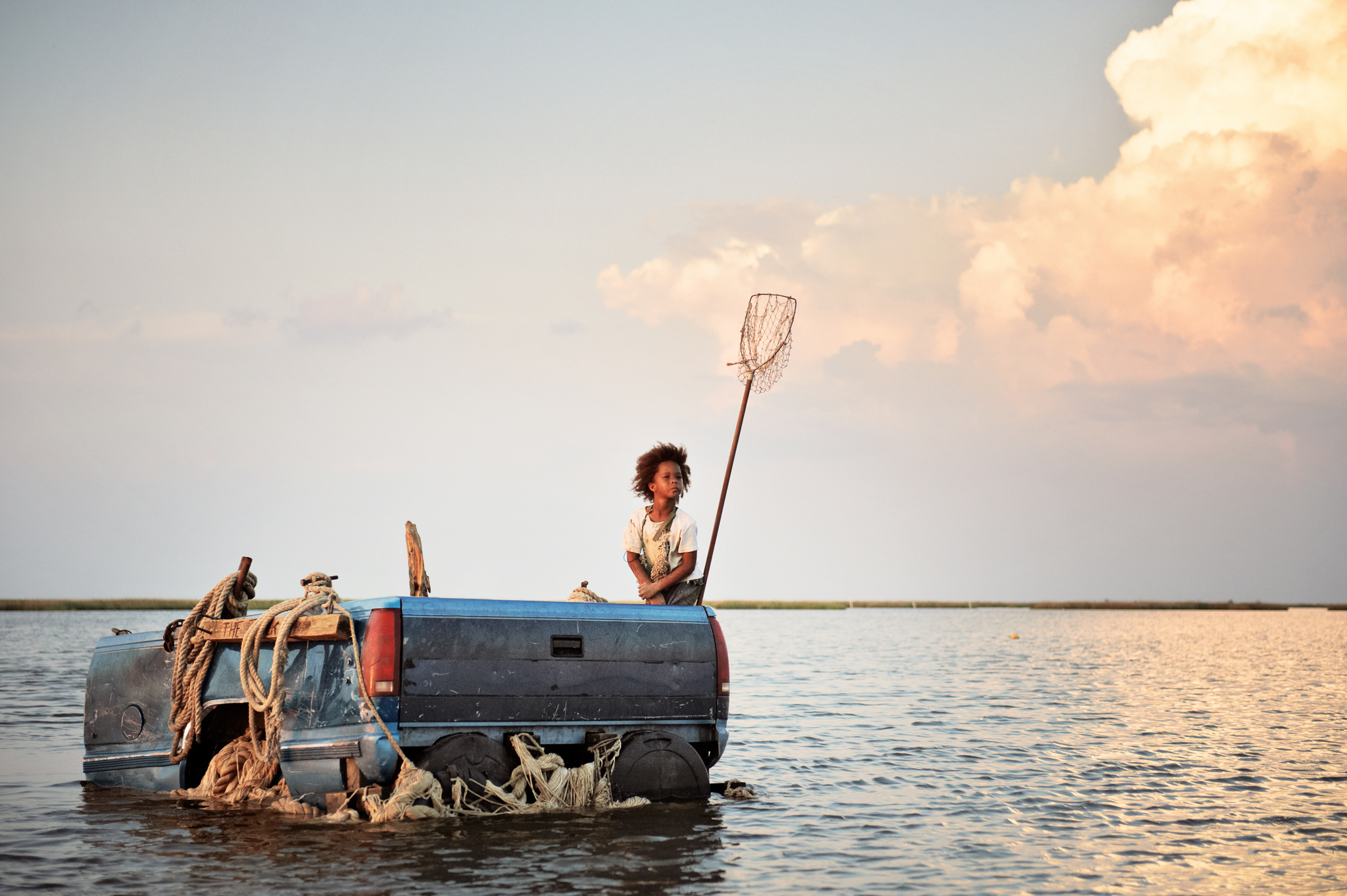 Still of Quvenzhané Wallis in Beasts of the Southern Wild (2012)