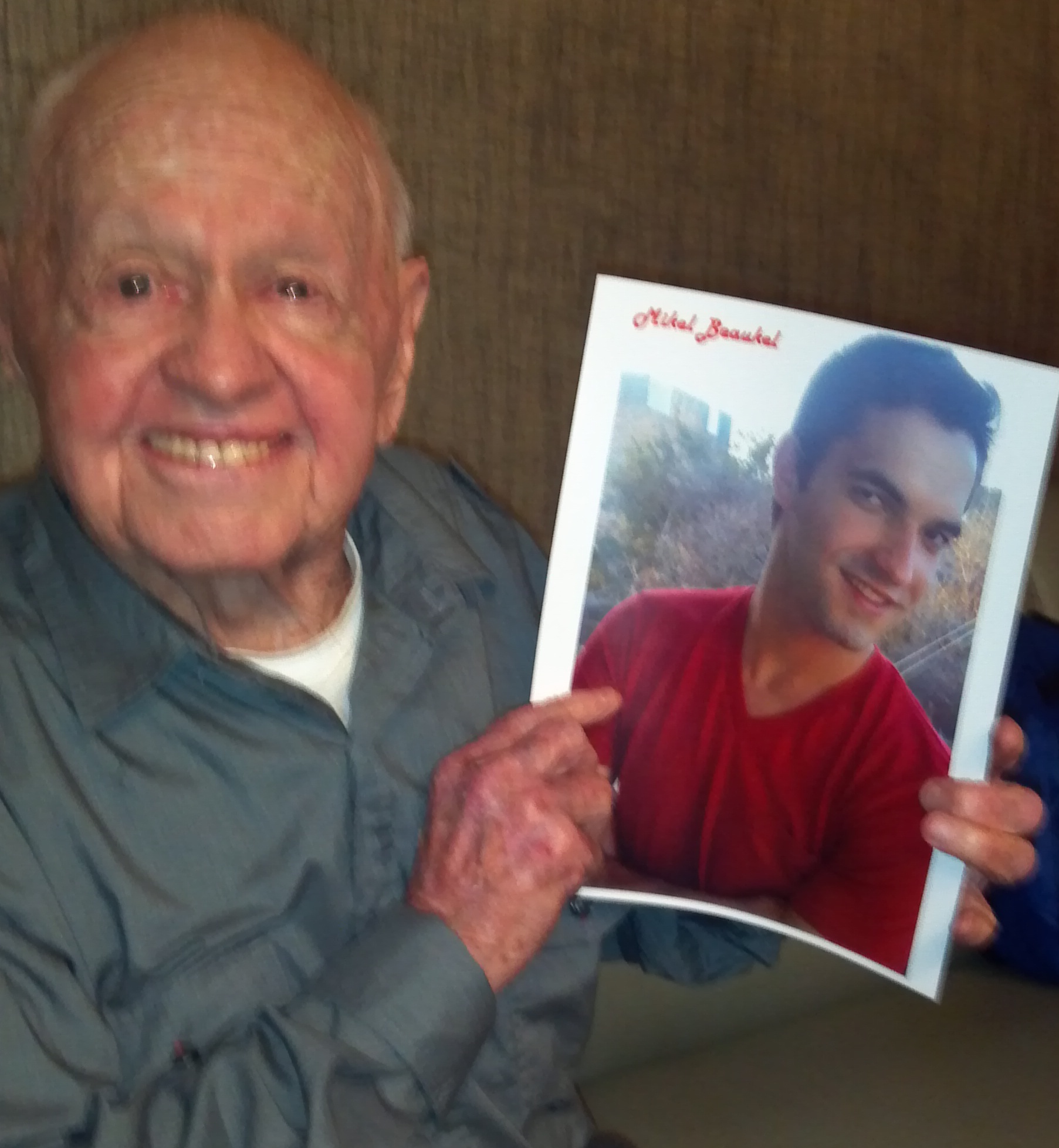 Film Legend & Icon Mickey Rooney giving suport to upcoming Star Mikel Beaukel.