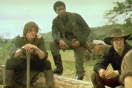 James Van Der Beek, Ashton Kutcher and Usher Raymond in Texas Rangers (2001)