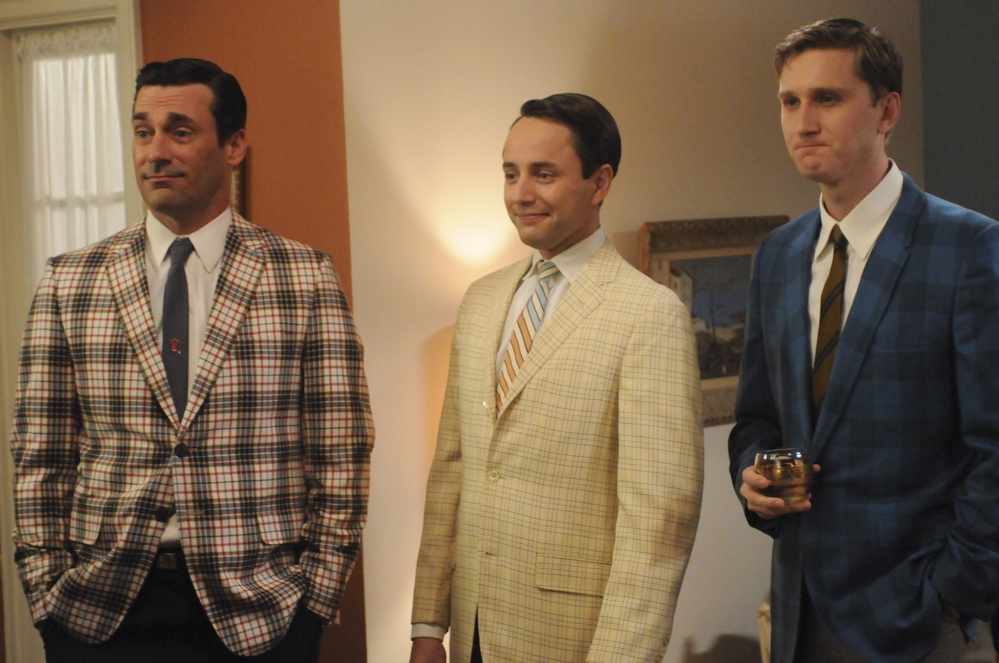 Still of Jon Hamm, Vincent Kartheiser and Aaron Staton in MAD MEN. Reklamos vilkai (2007)