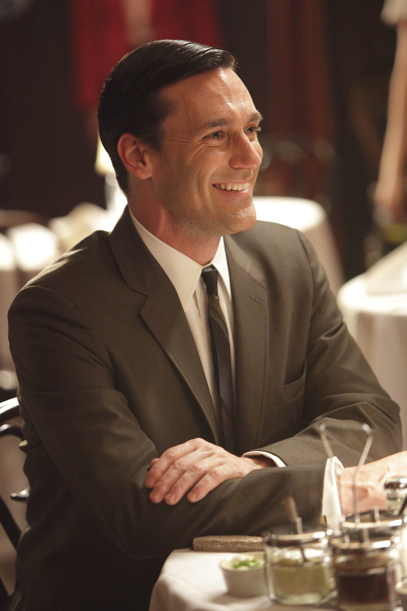 Still of Jon Hamm in MAD MEN. Reklamos vilkai (2007)