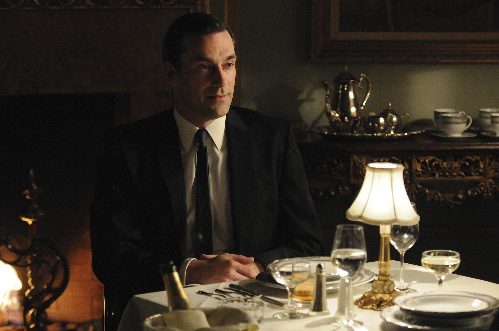 Still of Jon Hamm in MAD MEN. Reklamos vilkai (2007)