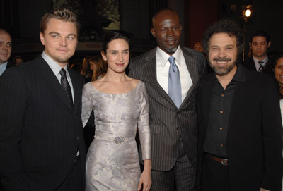 Jennifer Connelly, Leonardo DiCaprio, Edward Zwick and Djimon Hounsou at event of Kruvinas deimantas (2006)