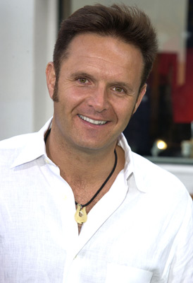 Mark Burnett at event of Hulk (2003)