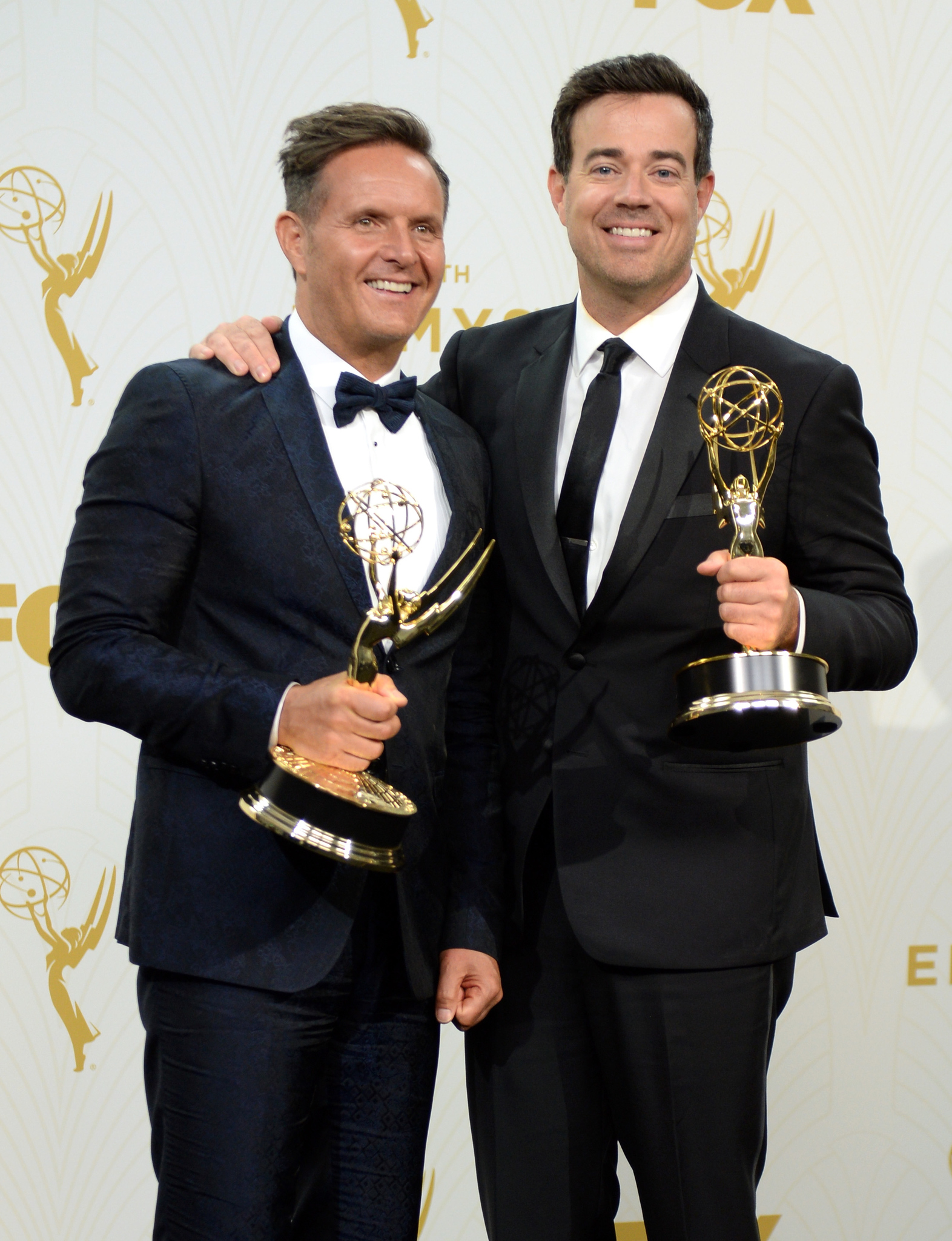 Carson Daly and Mark Burnett at event of The 67th Primetime Emmy Awards (2015)
