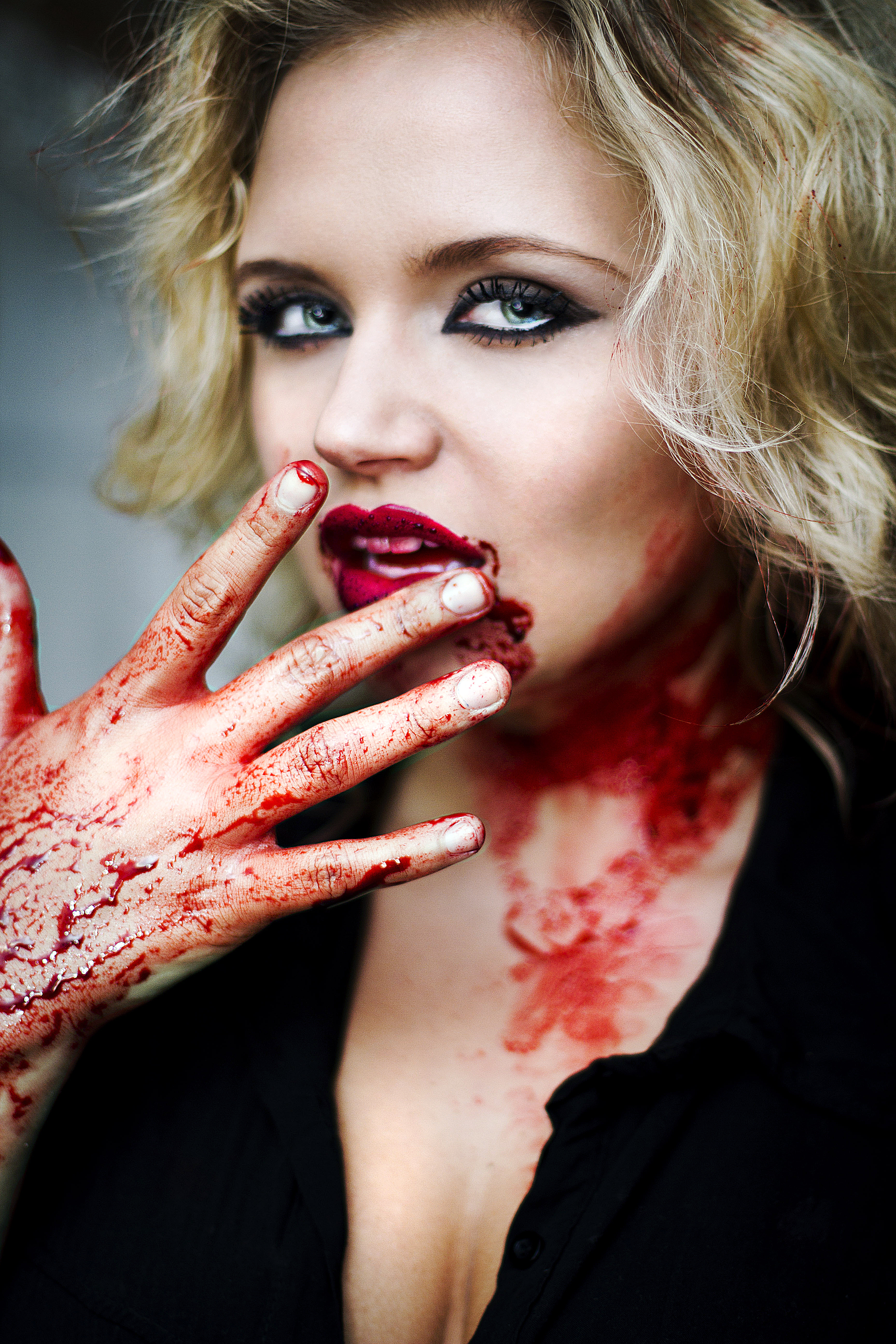Veronika Dash. Vampire.
