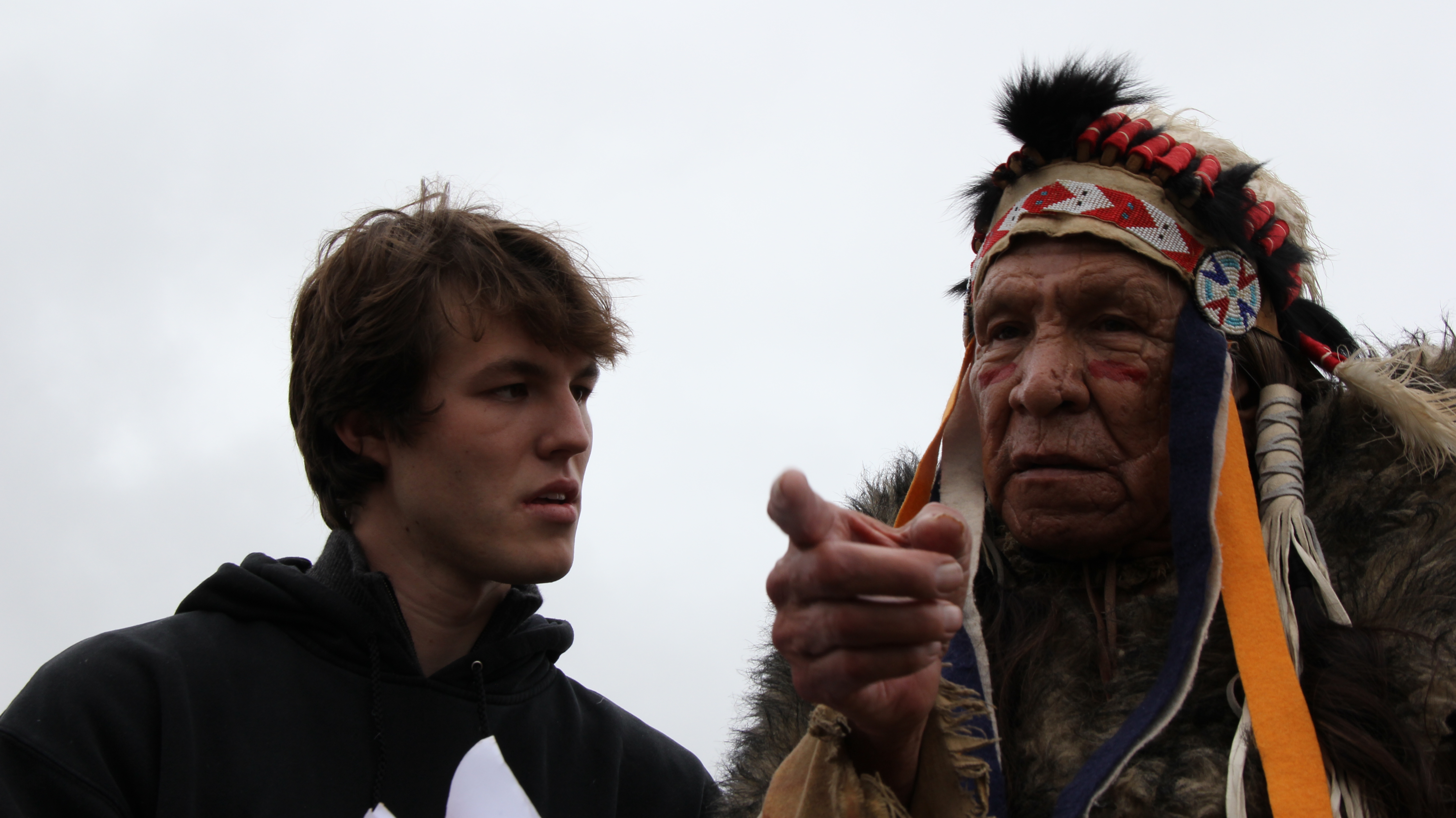 Travis Geiger and Saginaw Grant on the set of 'Takers'