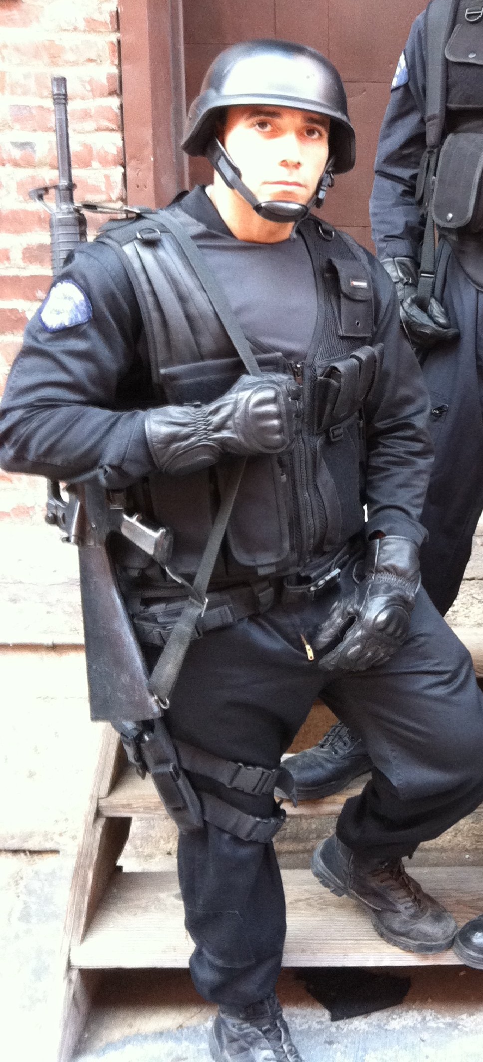 Shannon cast as a SWAT officer on the set of the feature film 