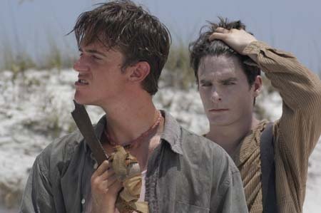 Stewart Carrico (l.) and Bill English during filming for 'The Beach Party at the Threshold of Hell' (2005)